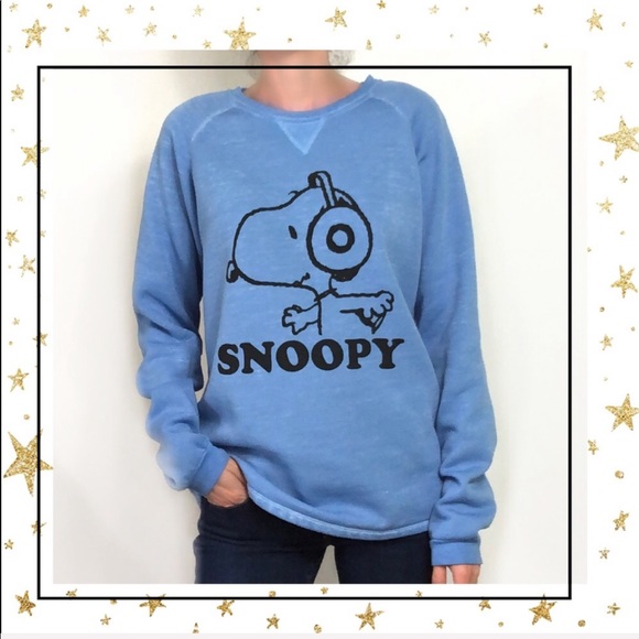 Peanuts Tops - Snoopy Blue sweatshirt pull on sweater Large (C2)
